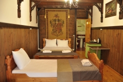 3-местн-2-сп-и-1-сп-кровать_№17-scaled